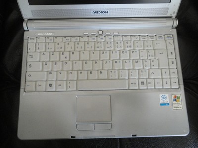Medion SIM2000 vue sur le clavier